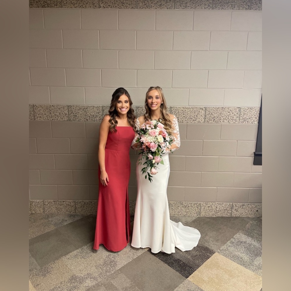 JJ’s house bridesmaid dress in color cinnamon rose.